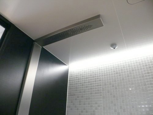 「スパージュ」の打たせ湯